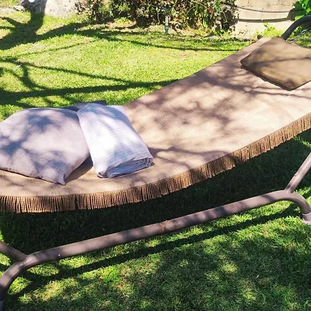 With Garden Nyaraló *